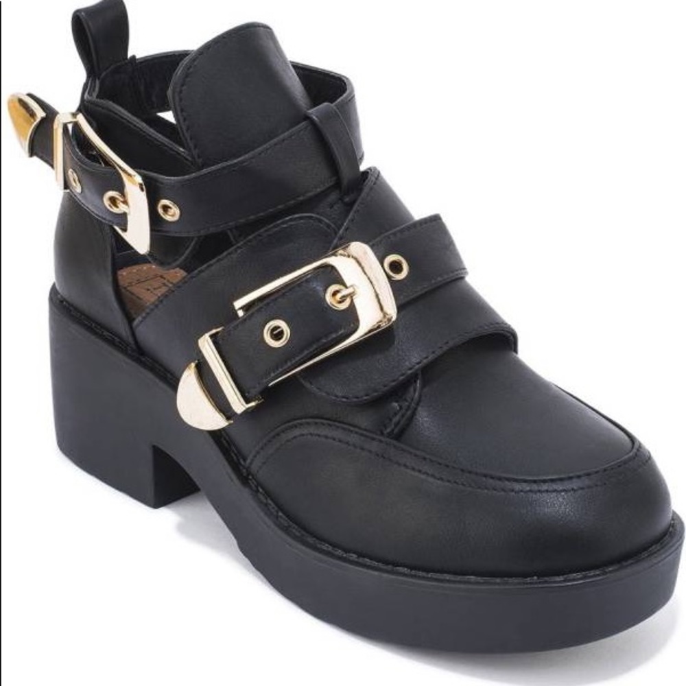 ASOS | New Truffle Collection Combat Booties SZ 9